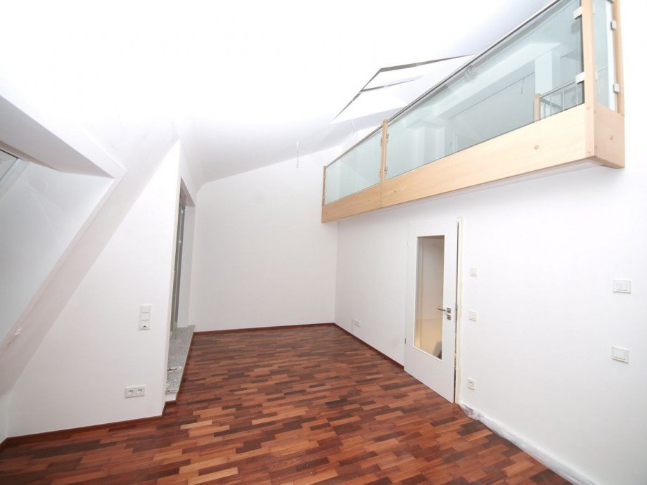 Wohnzimmer Dachgeschosswohnung M�nchen