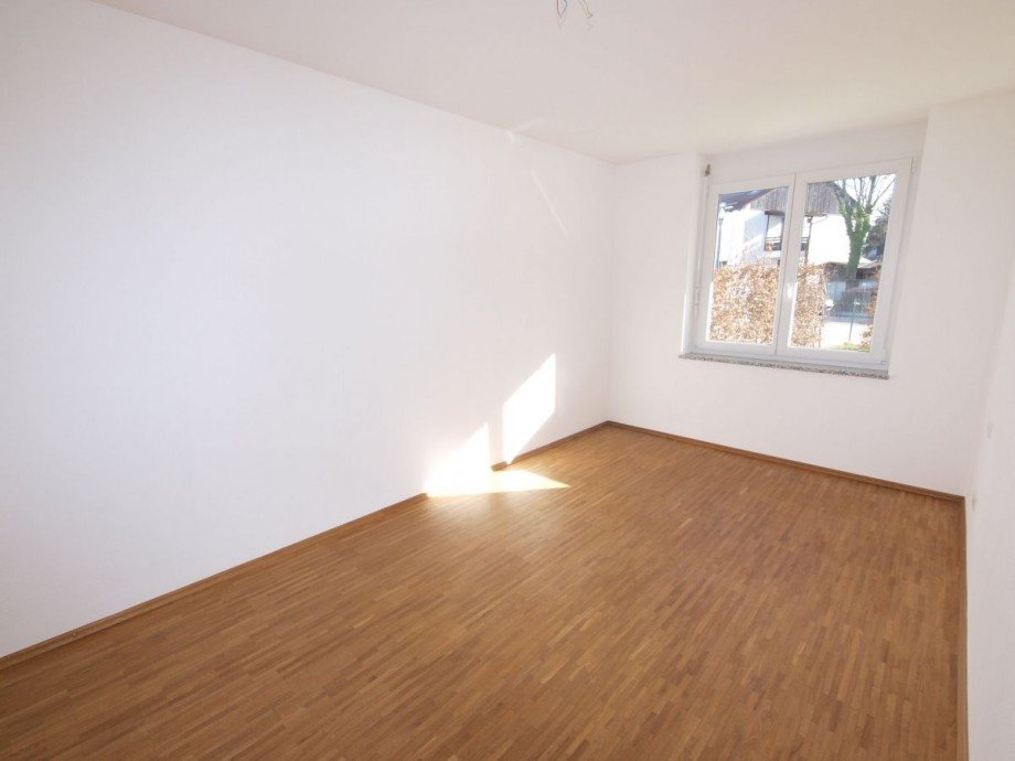 Kinderzimmer links Etagenwohnung M�nchen