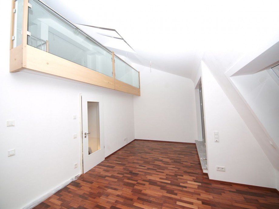 Wohnzimmer Dachgeschosswohnung M�nchen