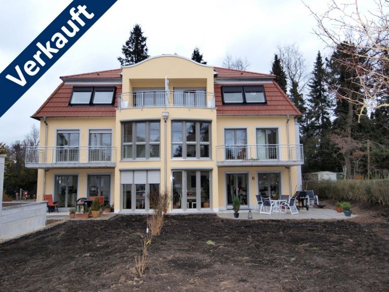 Haus 2 S�dansicht PC061072 F M�nchen Etagenwohnung M�nchen - Obermenzing Villa Whg.09, 4 ZKB 1OG + SW Balkon