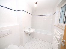 Bad EG M�nchen - Hadern - Villa Ihre Residenz in Gro�hadern, mit eigenem Garten