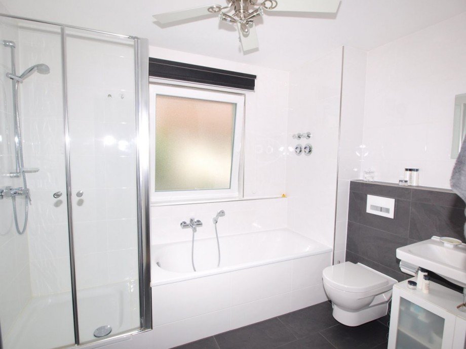 Bad mit Fenster Etagenwohnung M�nchen